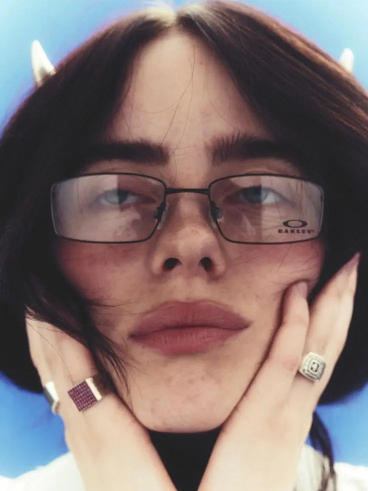 Billie-Eilish-L-indomptable-reine-de-la-pop-sombre HYTRAPE