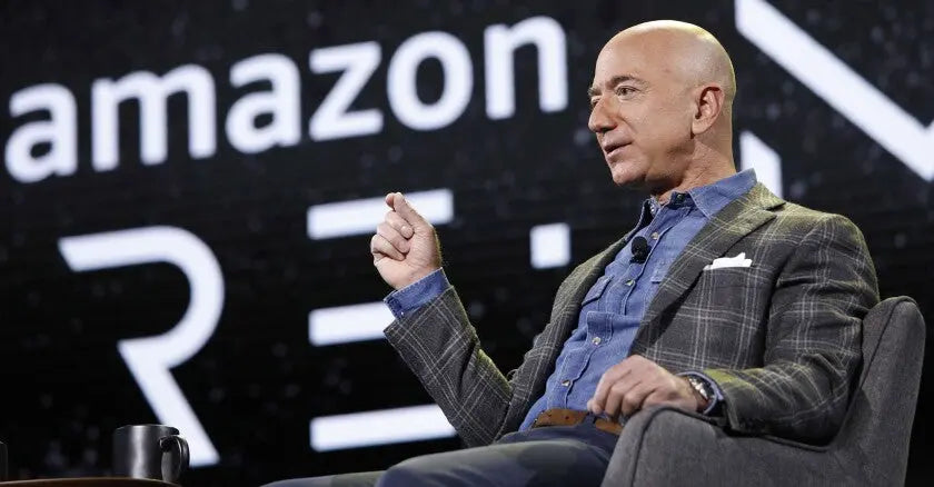 Jeff-Bezos-Amazon-Du-garage-poussiéreux-à-l-empire-mondial HYTRAPE