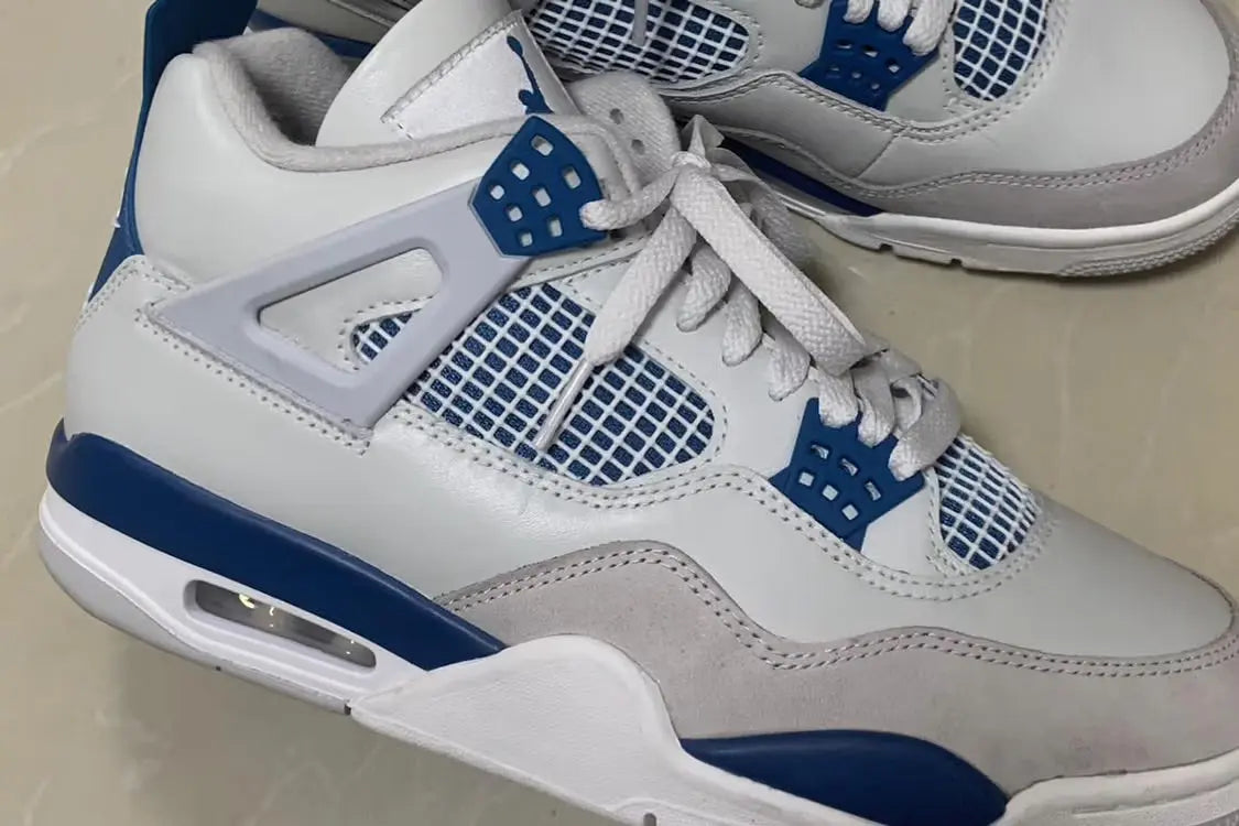 La Rétro Air Jordan 4 “Military Blue” - HYTRAPE