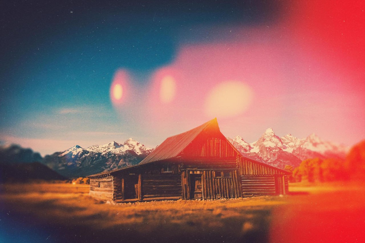 Retro Camera Photo Effect