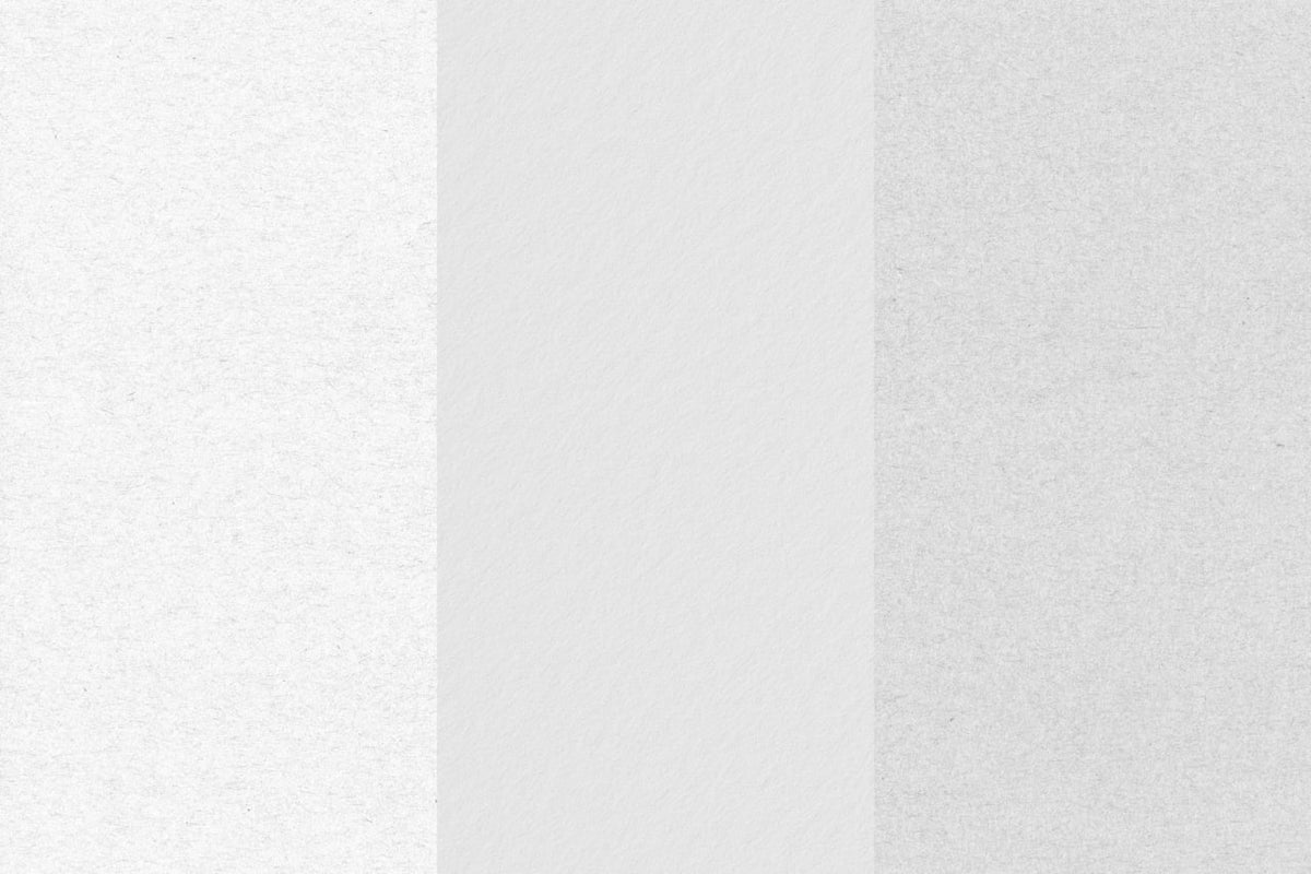 Aperçu 4 sur 5 de White Paper Cut Out Mockup, ressource Mockups par Pixelbuddha