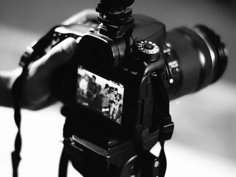 Comment vivre de la photo/vidéo en 2024 ? (Stratégies, Astuces & Opportunités..) - HYTRAPE