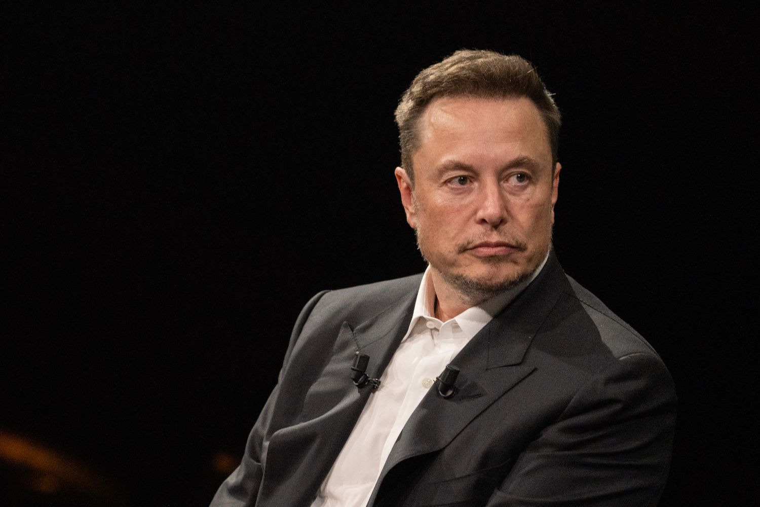 Elon Musk poursuit OpenAI et Sam Altman pour rupture de contrat - HYTRAPE
