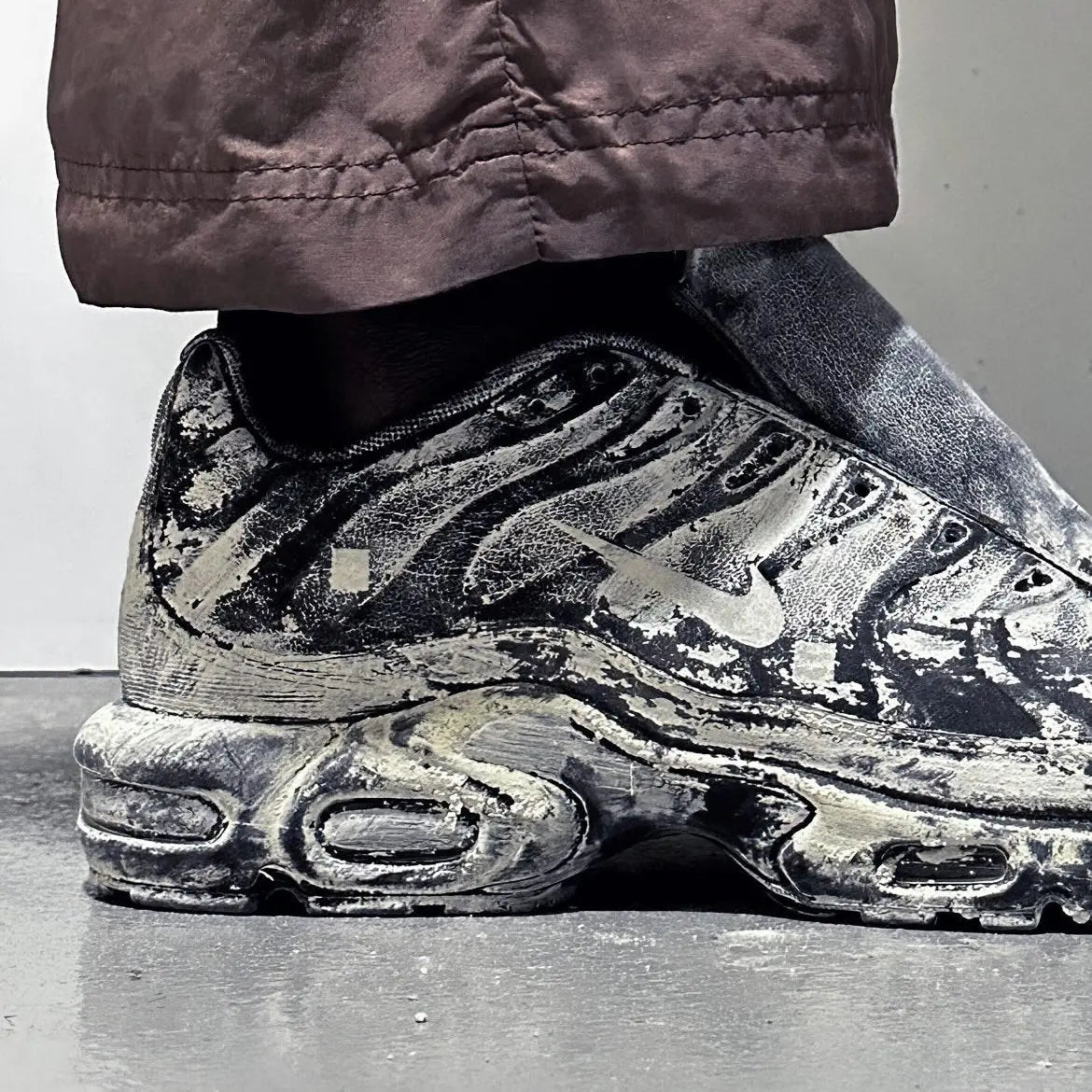 A-COLD-WALL* dévoile sa dernière collaboration sur une Nike TN98 - HYTRAPE