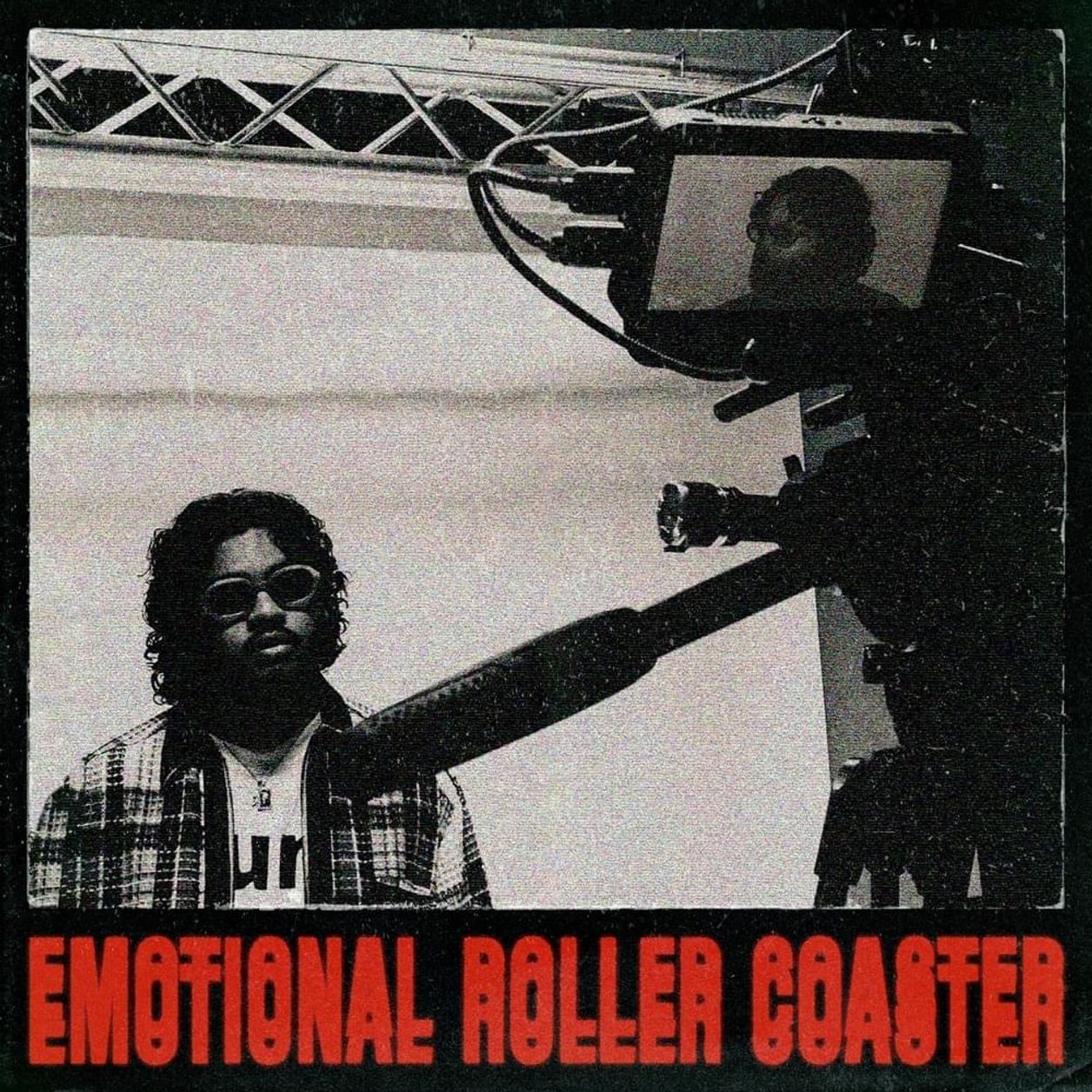 Sonny Rave : Un voyage nocturne avec 'Emotional Roller Coaster'