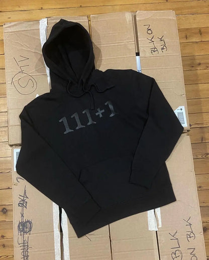 111+1 BLACK HOODIE 112 MODE